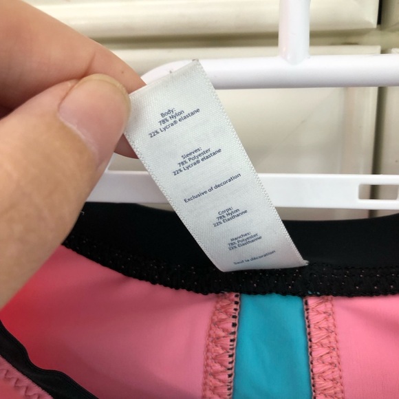 🥳HOST PICK🥳 SIZE 7 - RARE Ivivva by Lululemon girl’s rashguard 🍋 - Picture 12 of 12